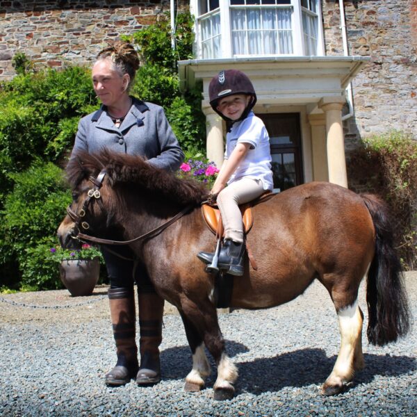 Broomhill Manor Holiday Cottages Bude Cornwall Horse Riding